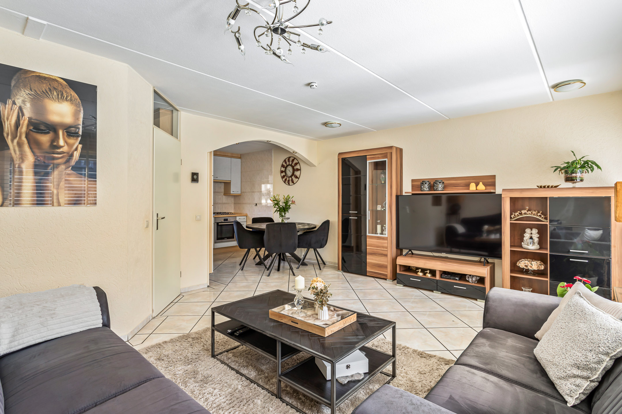 Tussenwoning te koop: Trombonelaan 7, Oldenzaal